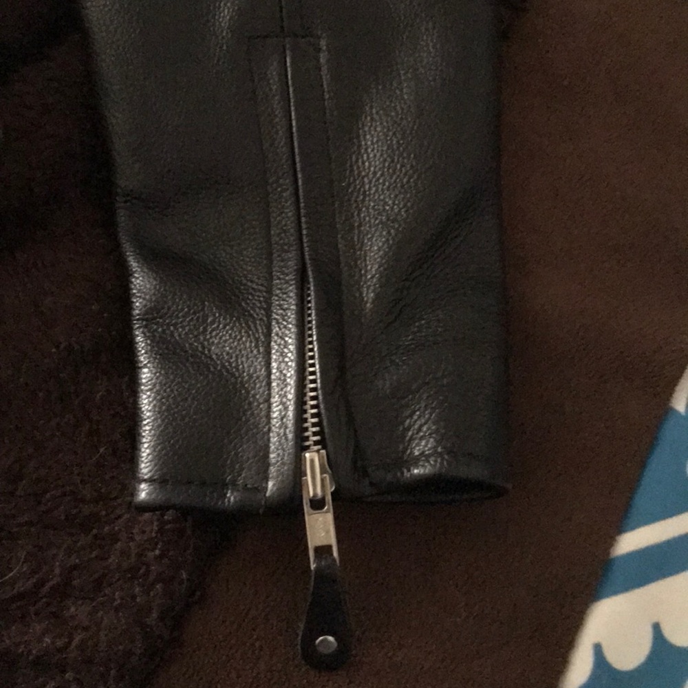 Leather Jacket - Picture 4 of 8